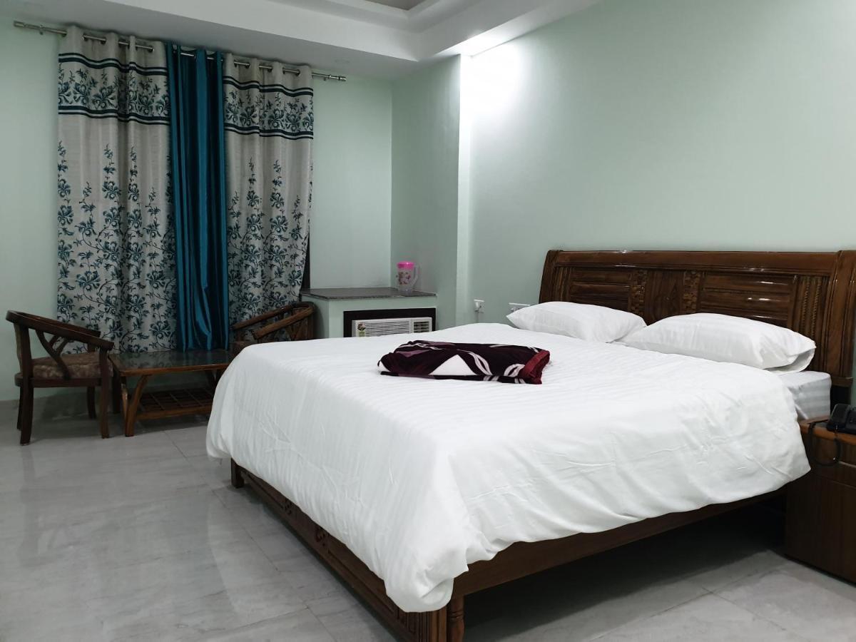 Hotel The Ganga Castle Харідвар Екстер'єр фото